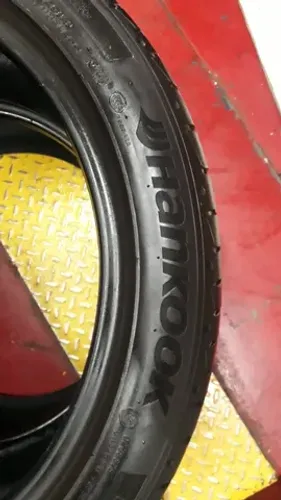 Pneu 245/40 18 hankook ventus s1 evo 93y usado