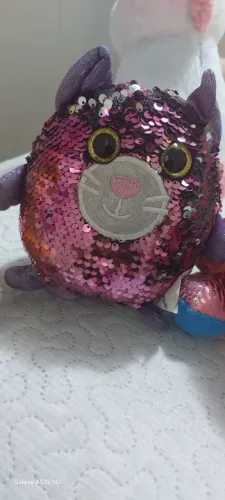 Pelúcia Gato com Paetês - Brinquedo para Crianças