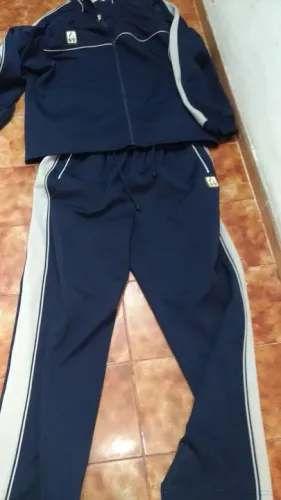 Agasalho de tacctel pretta ou nylon azul unisex Azul e preto-.seminovos