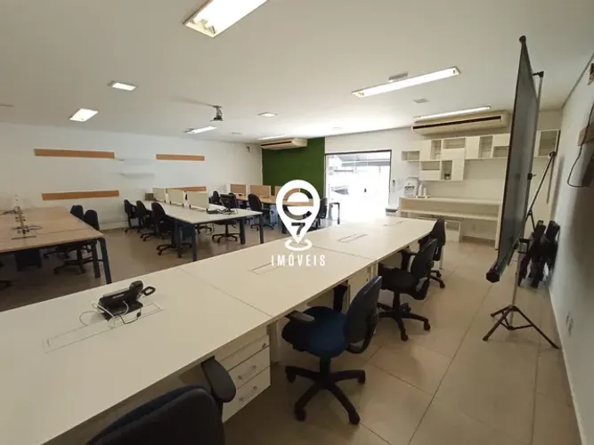 Sala mobiliada em localização privilegiada!!!