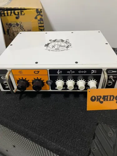 Cabeçote amplificador de baixo Orange Little Bass Thing 500w