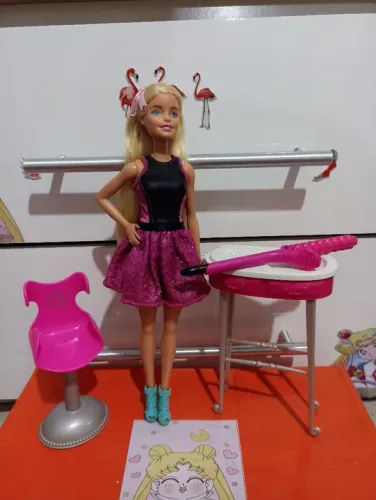 Barbie salão de beleza