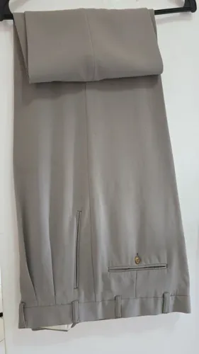 Calça Social Semi -Nova !