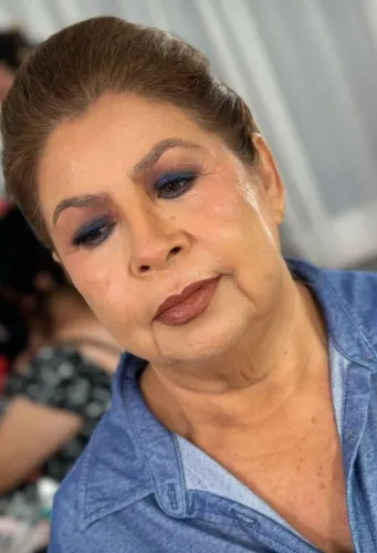 Make pele madura atendimento a domicílio 