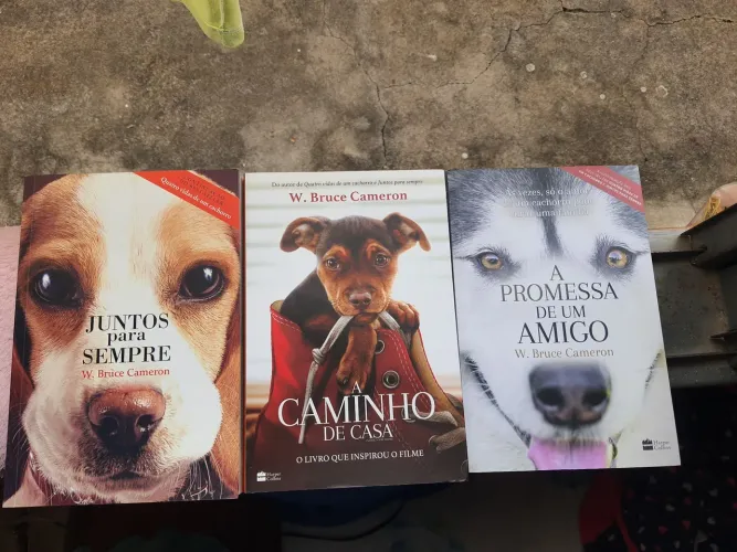 Trilogia W. Bruce Cameron: A Promessa de um Amigo, A caminho de casa e Juntos para sempre