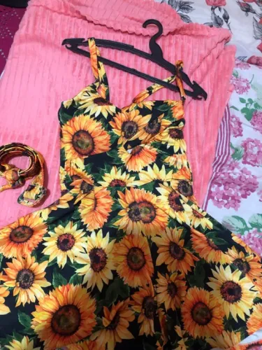 Vestido/macacão Girassol - Tamanho M