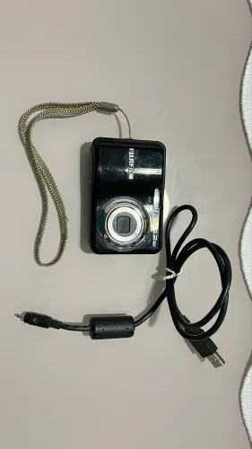 Câmera Fujifilm fine pix A220