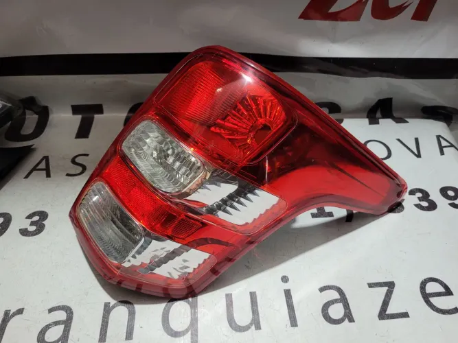 Lanterna Traseira Lado Direito Mitsubishi L200 Triton 2016 2017 2018 2019