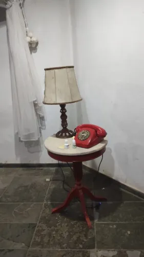Telefone Antigo de Disco Vermelho - Raridade de Época / Colecionável