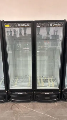 Expositor de produtos congelados 2 portas 950 litros novo 