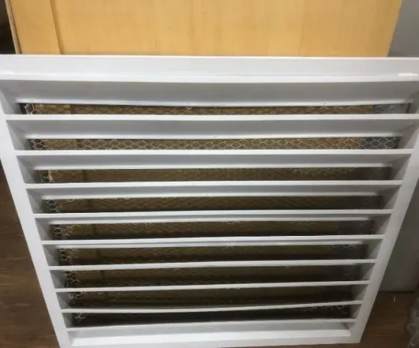 Ventilação Quadrada com tela