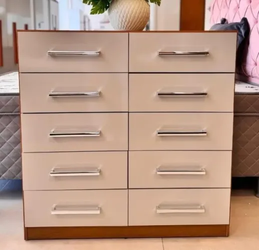 Cômoda grande com gavetas NOVO da loja