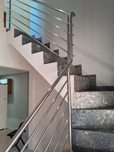Corrimão e guarda corpo em inox 