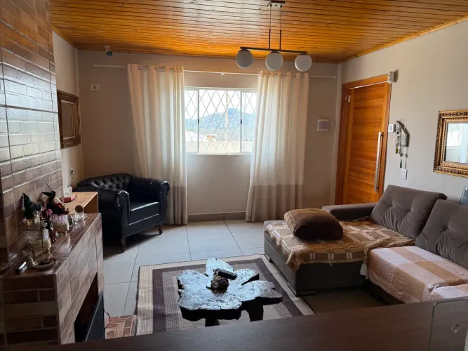 Aluga se casa em Bocaiuva do Sul 