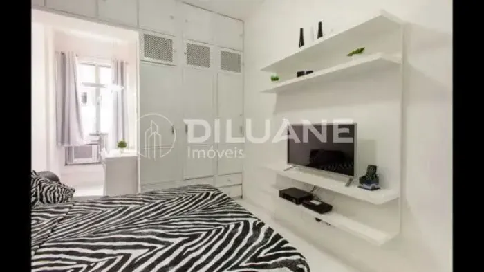 Kitnet/Conjugado : / Residencial / Copacabana