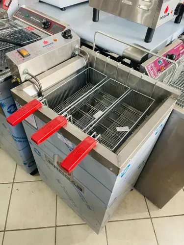 MB Fritadeira elétrica 5.000W Progás