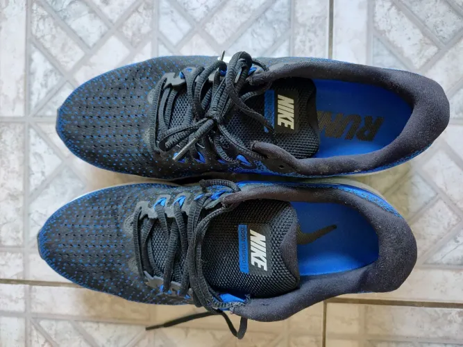 Tênis Nike Vomero 13 num 46 eur