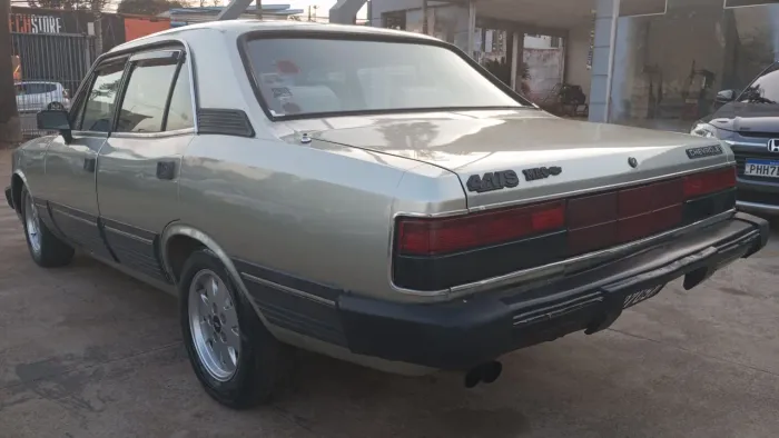 GM OPALA DIPLOMATA SE 4.1 6CC PLACA PRETA 