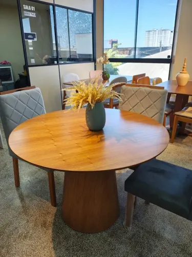 ? CONJUNTO DE MESA REDONDA MALVA 4 LUGARES  