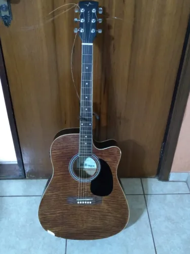 Violão Vogga Aço acustico elétrico com afinador na capa usado.