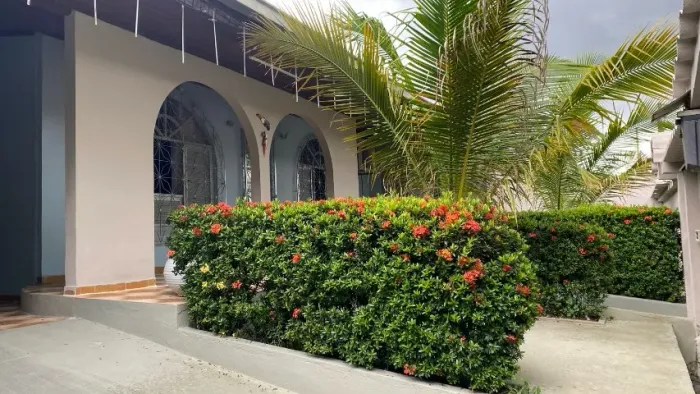Casa 4 qts conjunto Tiradentes 651.000