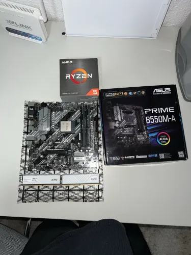 Kit Upgrade AMD R5 5600+B550M-A Asus+32gb 3200Mhz RGB branca