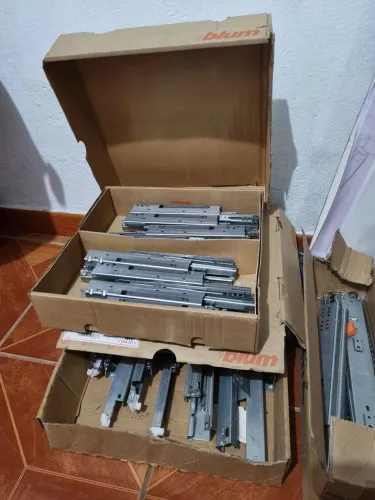 Corrediça invisível Blum