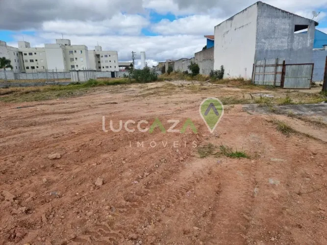 Terreno à venda em Jacareí-SP, Jardim Paraíso: 8.400,00 m² de área disponível!