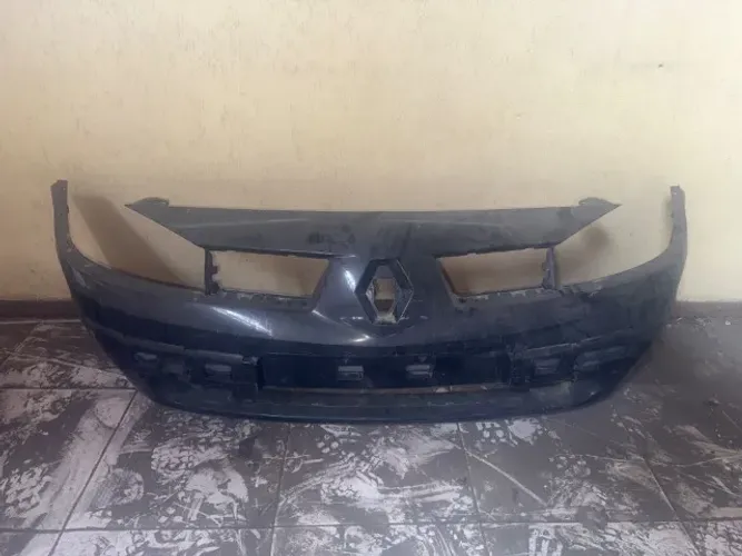 Para-choque dianteiro Renault Megane 2006 2012