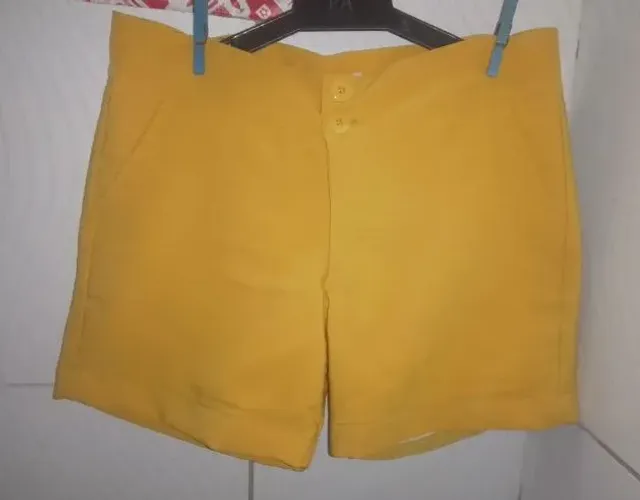 Short Alfaiataria Amarelo Feminino M 