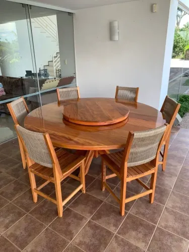 Mesa de Jantar Giratória em Madeira Maciça jatobá com cadeiras encosto corda náutica UV.