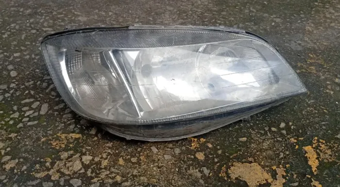 FAROL CHEVROLET ZAFIRA MASCARA CROMADA 01/12 LADO DIREITO COM DETALHE