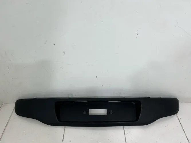 Aplique parachoque traseiro Fiat punto 2013 14 15 16 2017 