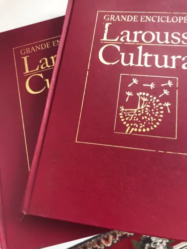 Enciclopédia Larousse Cultural