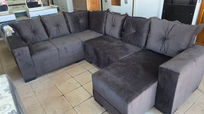 Sofa de canto com chaise novo