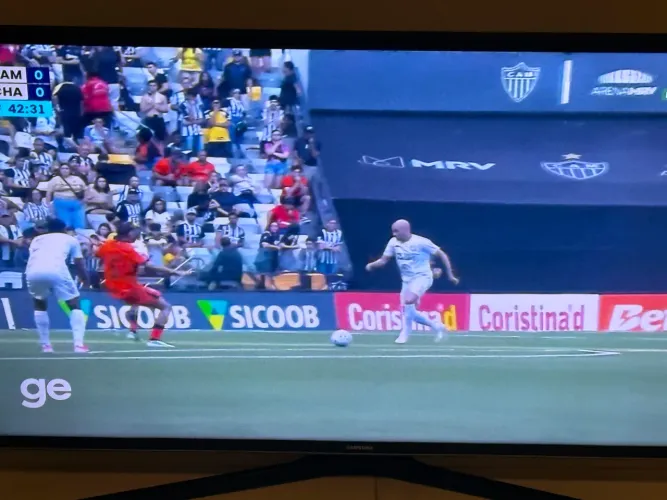 Smart TV Samsung 40 Pol - 4K UHD - UN40MU6100 - Perfeito estado