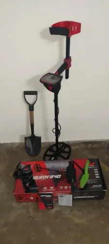 Detector de Metais Minelab Vanquish 540 - Completo e Seminovo
