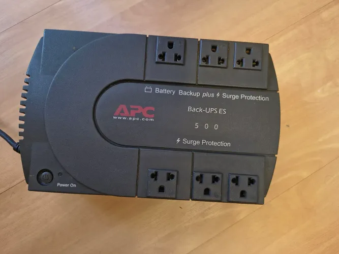 Nobreak APC Back-UPS ES 500