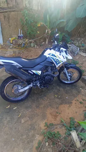 VENDO XTZ 150 EM OTIMO ESTADO