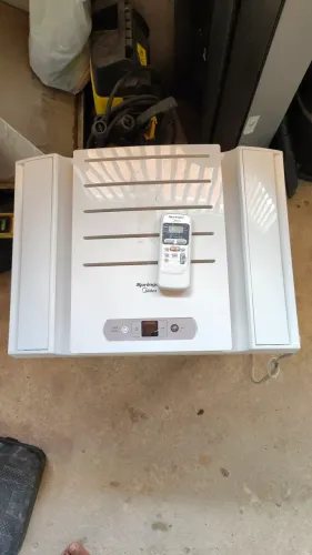 Ar condicionado de Janela 7.500BTUs Springer Midea 220v GásR410.OBS:Compressor danificado