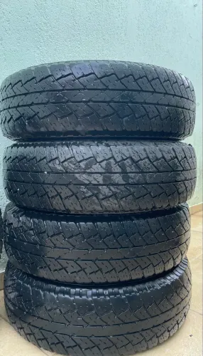 Pneus 205/70R15