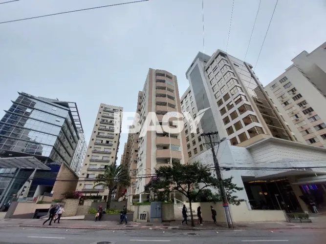 Excelente Apartamento 1 dormitório(s) em Centro - Florianópolis