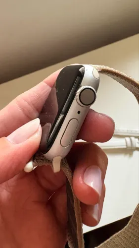 Apple Watch Series 4 - 40mm - c/ duas pulseiras