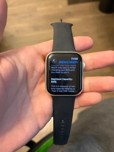 Apple Watch SE 2 44mm