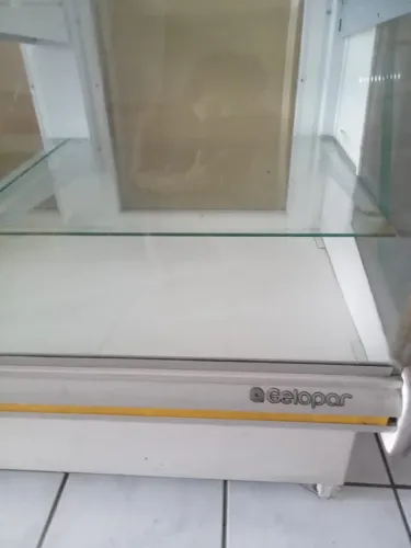 Balcão expositor seco