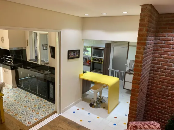Imóvel para venda possui 196 metros quadrados com 3 quartos em Tamboré - Santana de Parnaí
