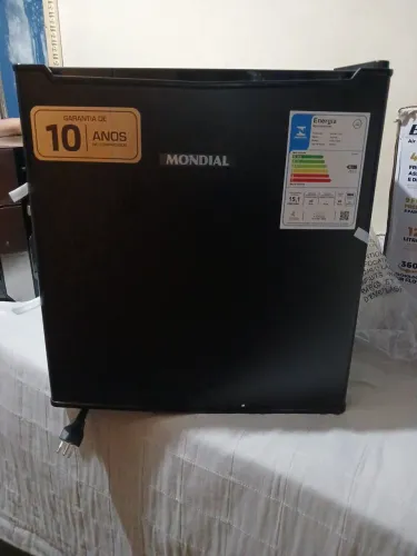 Frigobar mondial 46L