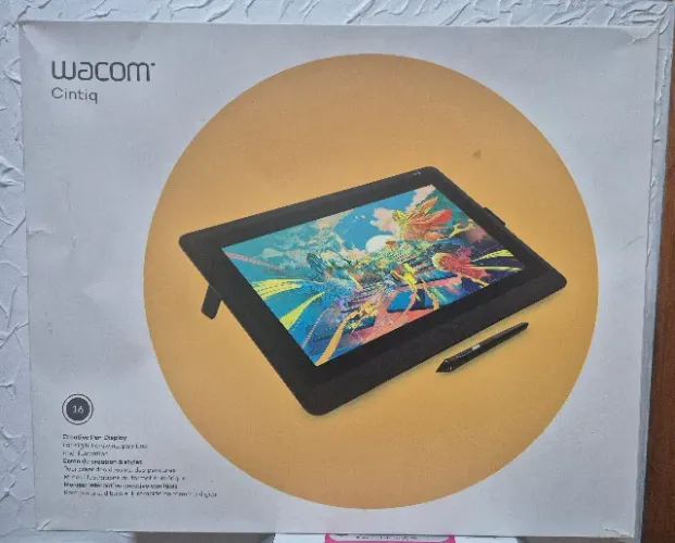 Mesa Wacom Cintiq 16 polegadas + Suporte de angulo