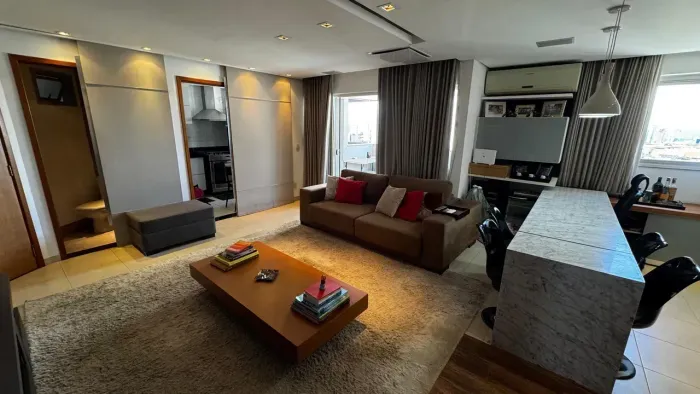Apartamento mobiliado 2 suítes 2 vagas e escaninho no alto da gloria