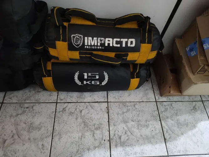 Produtos de academia, algums sem uso